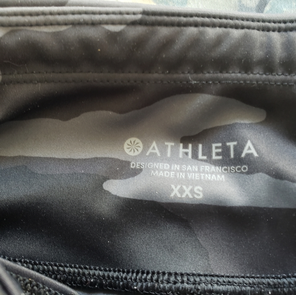ATHLETA XXS black&gray camo leggings. - Picture 2 of 3